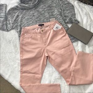 Ellen Tracy Champagne Skinny Pants